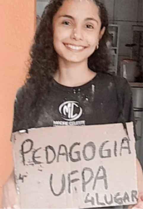 Aluno aprovado exibindo aprovação.